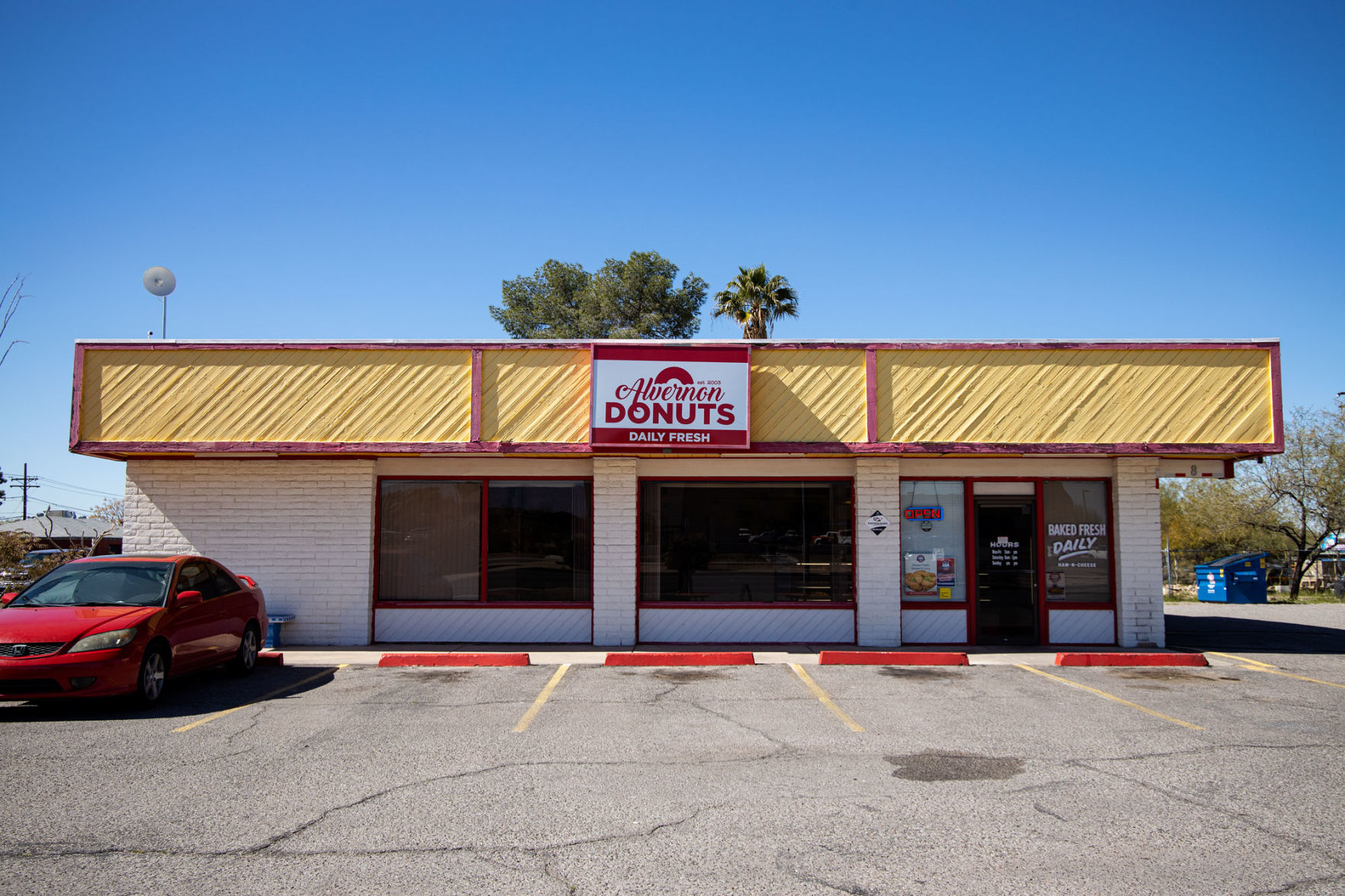 Alvernon Donuts